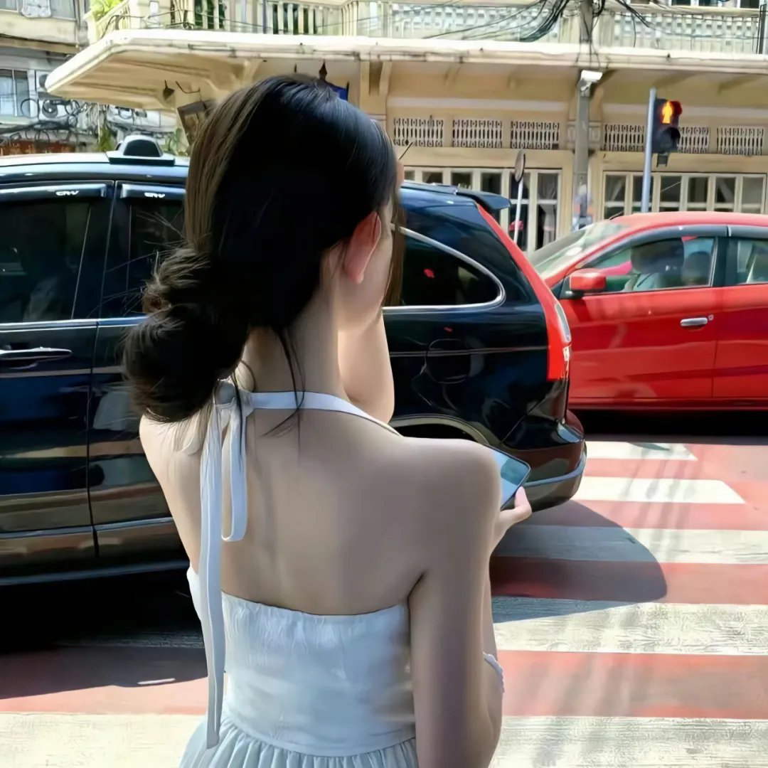 冲浪女孩布鲁娜